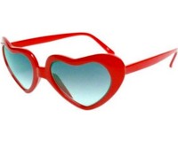 очки-сердечки в красной оправе